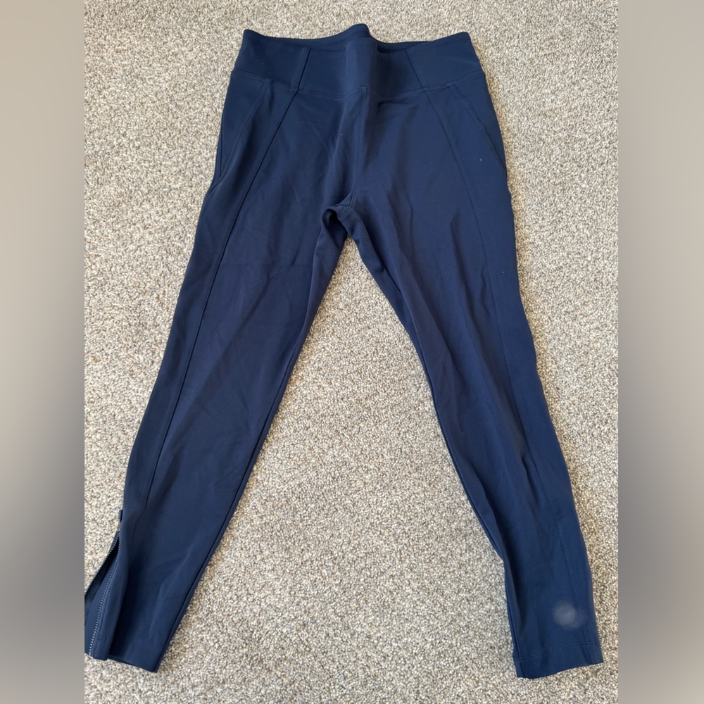 Athleta Stellar legging. EUC. Large petite.